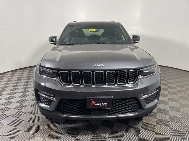new 2025 Jeep Grand Cherokee car, priced at $42,372