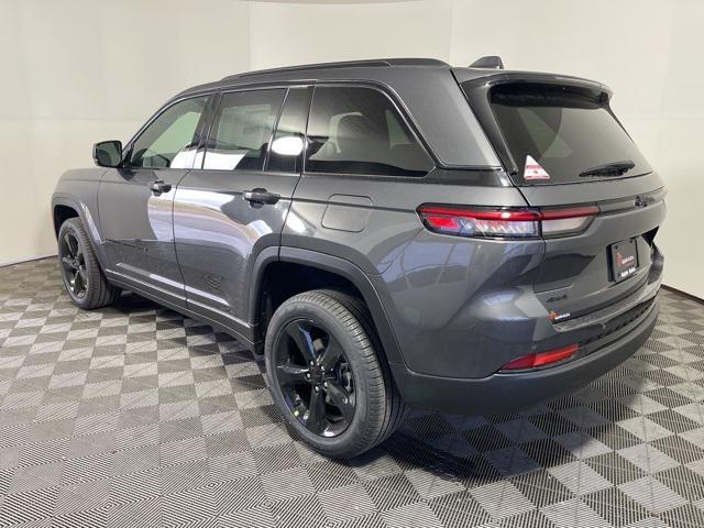 new 2025 Jeep Grand Cherokee car, priced at $49,967