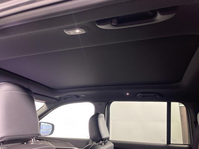 new 2025 Jeep Grand Cherokee car, priced at $49,967