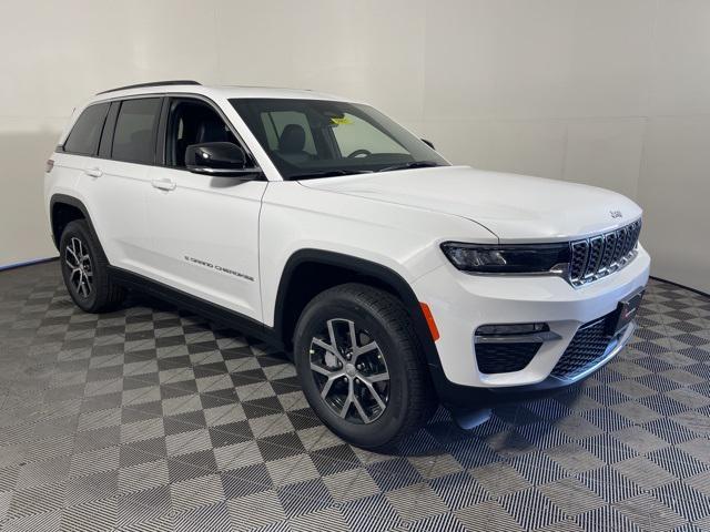 new 2025 Jeep Grand Cherokee car, priced at $41,750