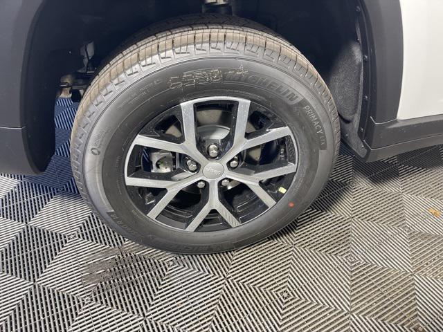 new 2025 Jeep Grand Cherokee car, priced at $41,750