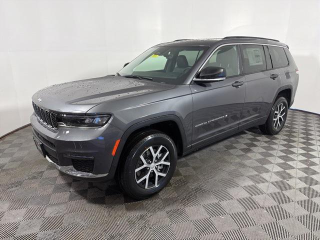 new 2025 Jeep Grand Cherokee car, priced at $48,272