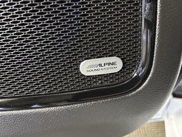 new 2025 Jeep Compass car, priced at $33,995