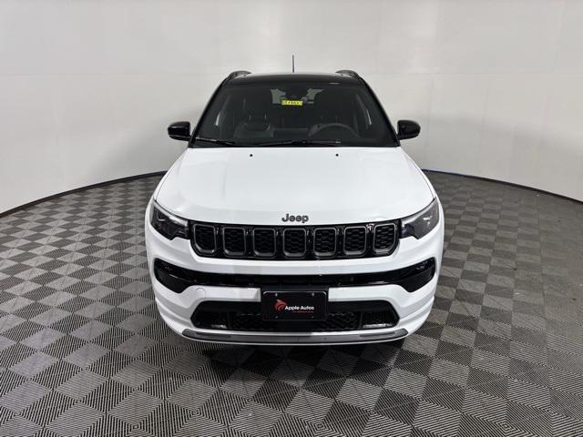 new 2025 Jeep Compass car, priced at $33,995