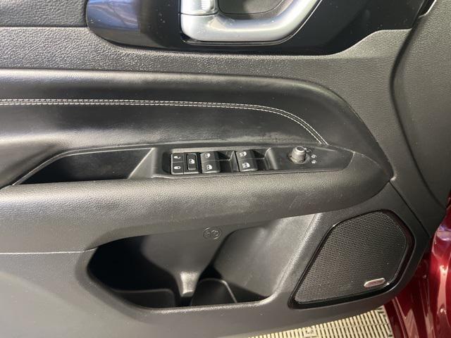 used 2022 Jeep Compass car, priced at $25,914