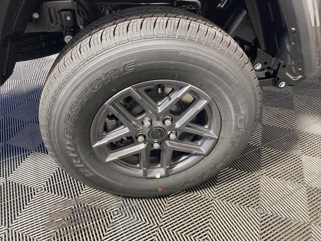 new 2025 Jeep Gladiator car, priced at $49,436