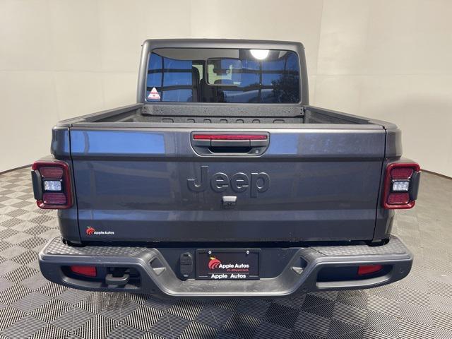 new 2025 Jeep Gladiator car, priced at $49,436