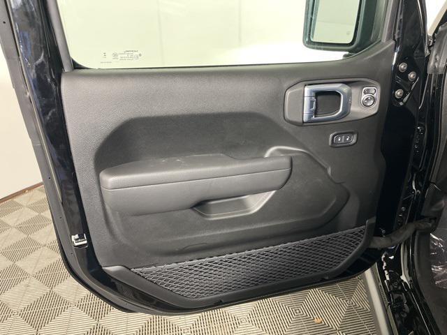 new 2026 Jeep Wrangler car, priced at $54,113