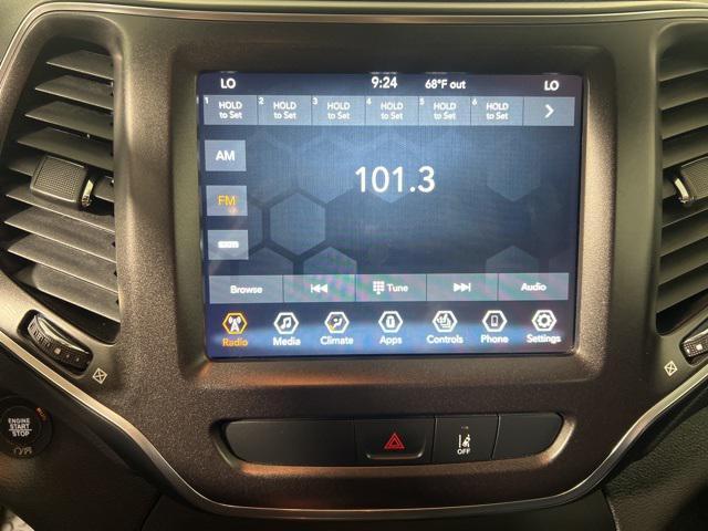 used 2022 Jeep Cherokee car, priced at $28,444