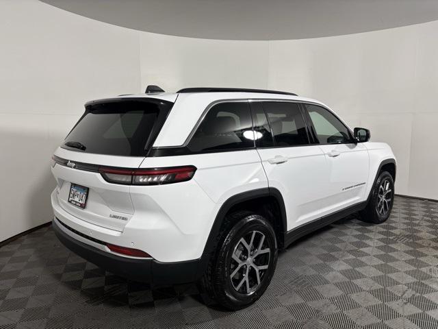 new 2025 Jeep Grand Cherokee car, priced at $41,585