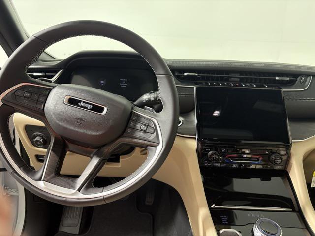 new 2025 Jeep Grand Cherokee car, priced at $41,585