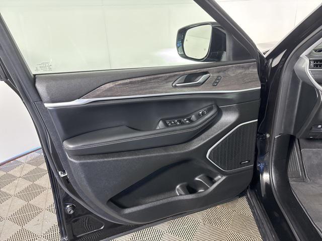 used 2021 Jeep Grand Cherokee L car, priced at $30,623