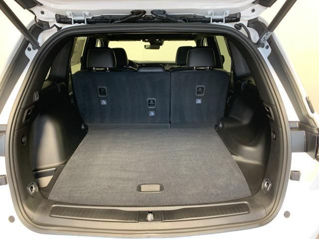 new 2025 Jeep Grand Cherokee car, priced at $45,745
