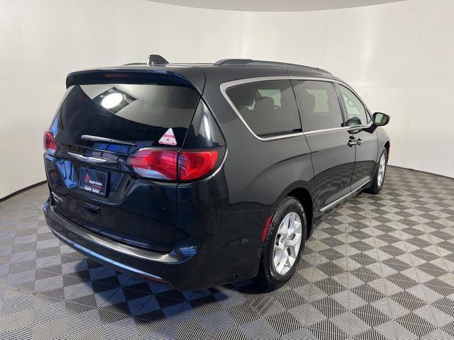 used 2017 Chrysler Pacifica car, priced at $15,904