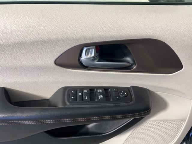 used 2017 Chrysler Pacifica car, priced at $15,904
