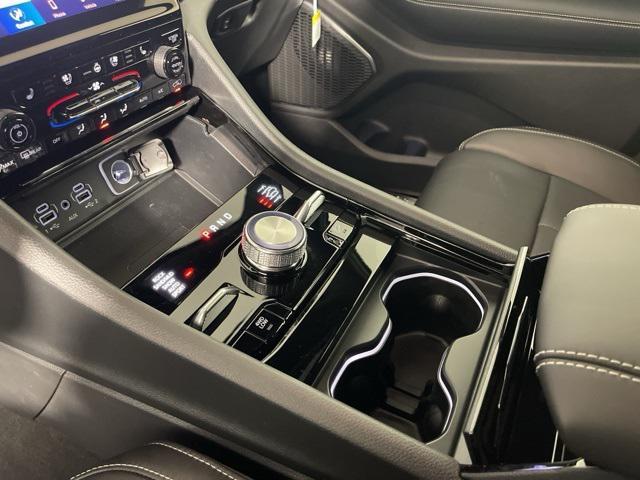 new 2025 Jeep Grand Cherokee car, priced at $60,121