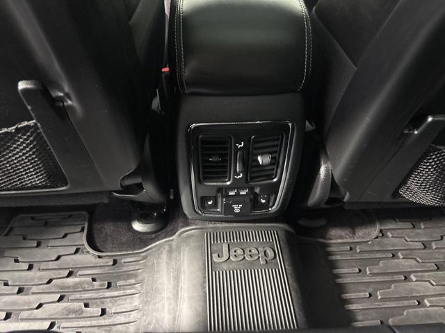 used 2017 Jeep Grand Cherokee car, priced at $16,974