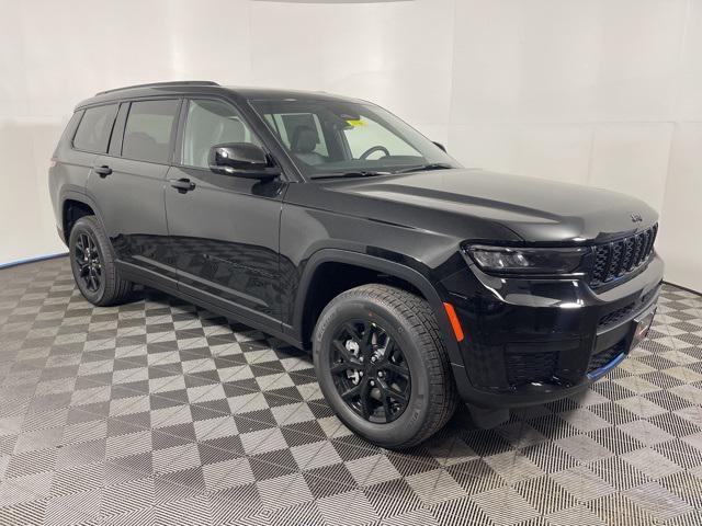 new 2025 Jeep Grand Cherokee car, priced at $43,386