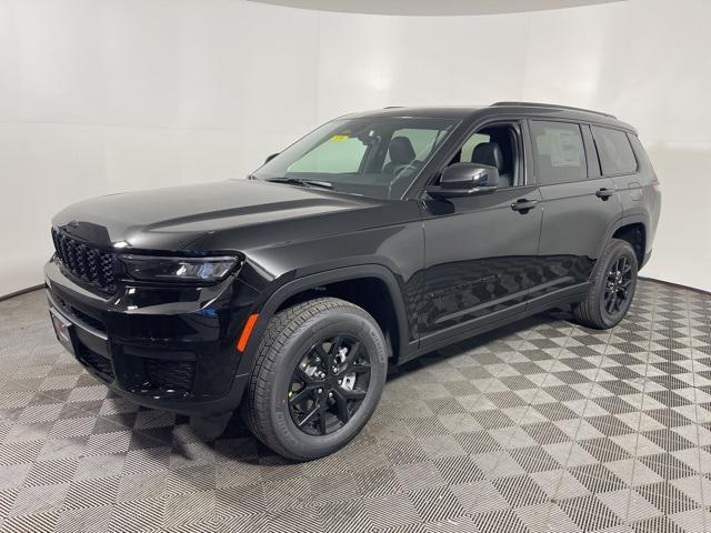new 2025 Jeep Grand Cherokee car, priced at $43,386