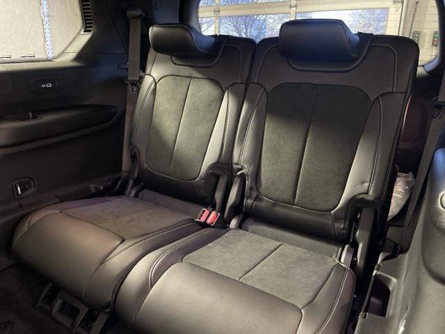 new 2025 Jeep Grand Cherokee car, priced at $43,386