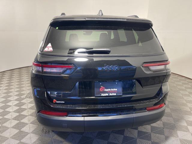 new 2025 Jeep Grand Cherokee car, priced at $43,386