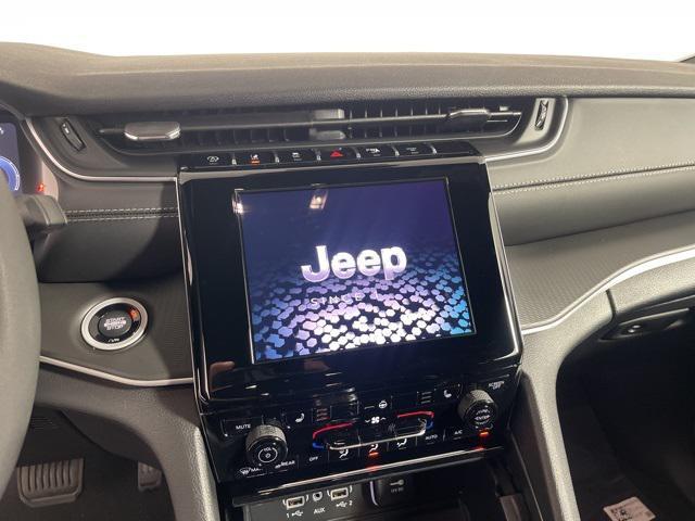 new 2025 Jeep Grand Cherokee car, priced at $43,386