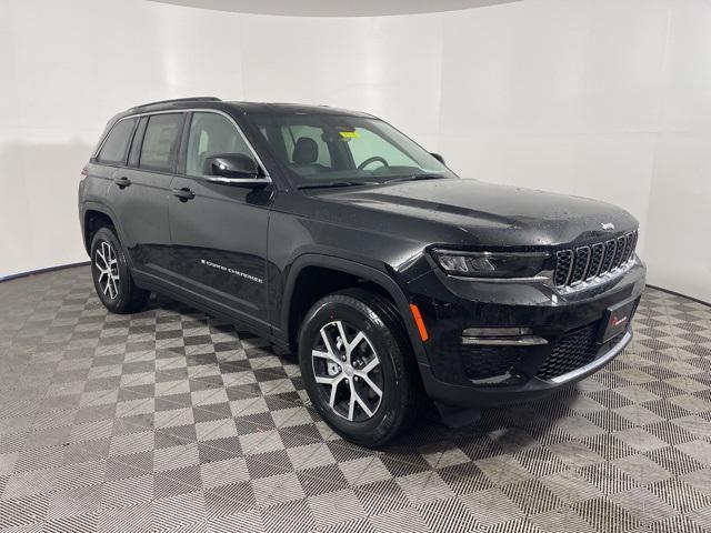 new 2025 Jeep Grand Cherokee car, priced at $47,801