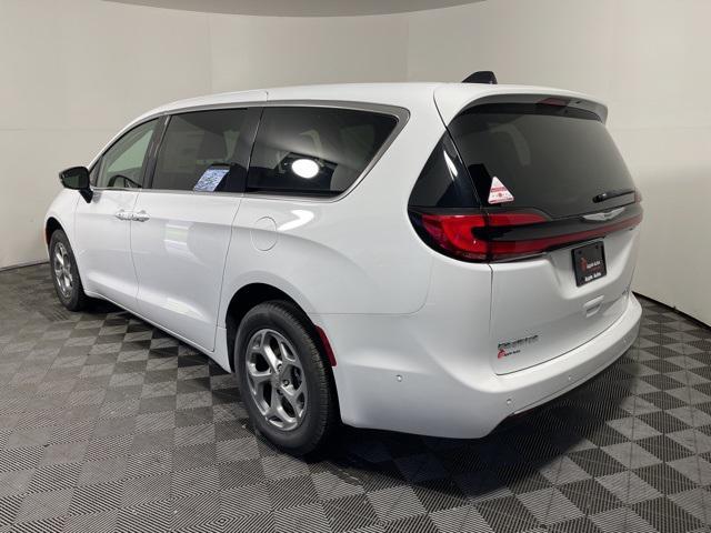 new 2024 Chrysler Pacifica car, priced at $54,115