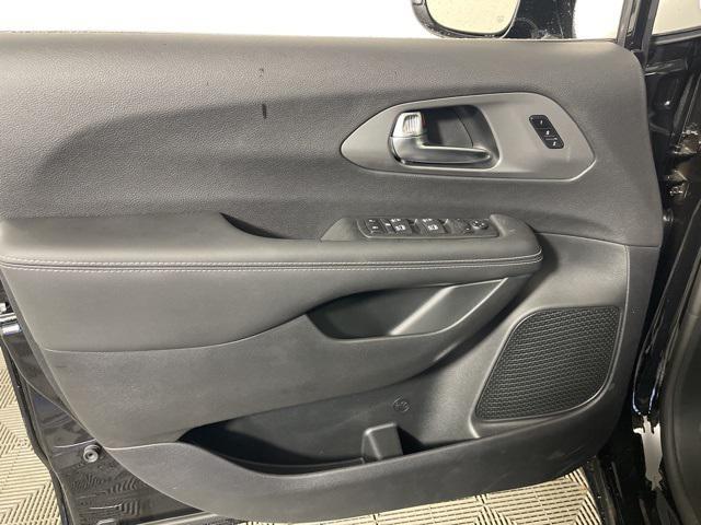 new 2026 Chrysler Pacifica car, priced at $42,683