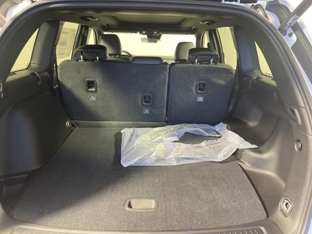 new 2025 Jeep Grand Cherokee car, priced at $45,292