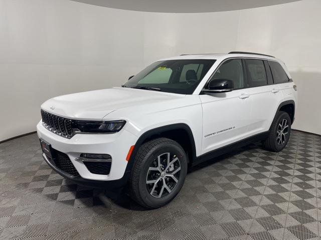 new 2025 Jeep Grand Cherokee car, priced at $45,292