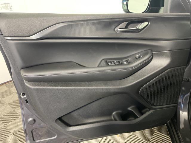 new 2025 Jeep Grand Cherokee car, priced at $44,752