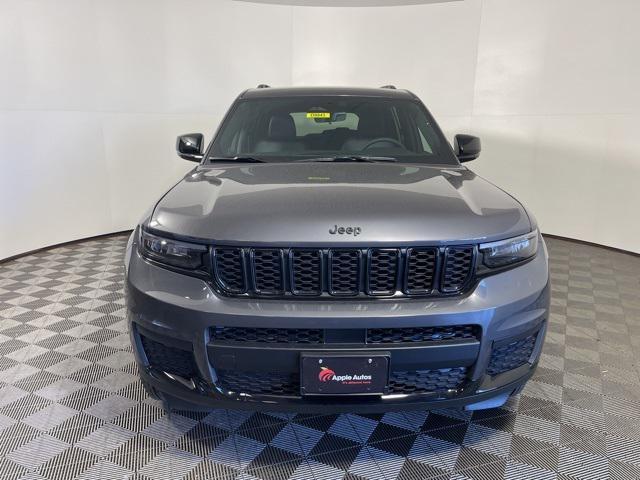 new 2025 Jeep Grand Cherokee car, priced at $44,752