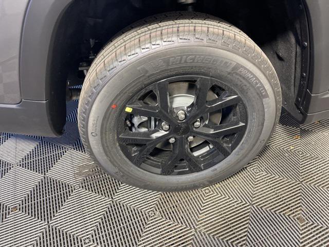 new 2025 Jeep Grand Cherokee car, priced at $44,752