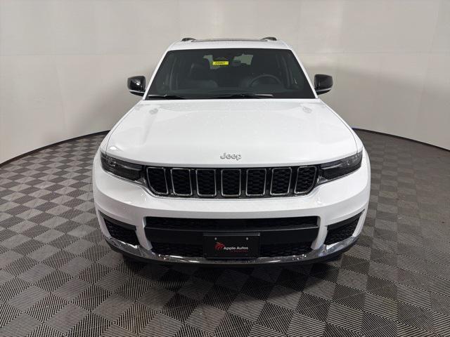 new 2025 Jeep Grand Cherokee car, priced at $47,279