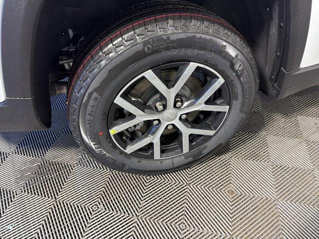 new 2025 Jeep Grand Cherokee car, priced at $47,279