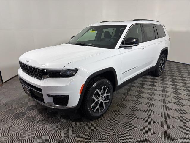 new 2025 Jeep Grand Cherokee car, priced at $47,279