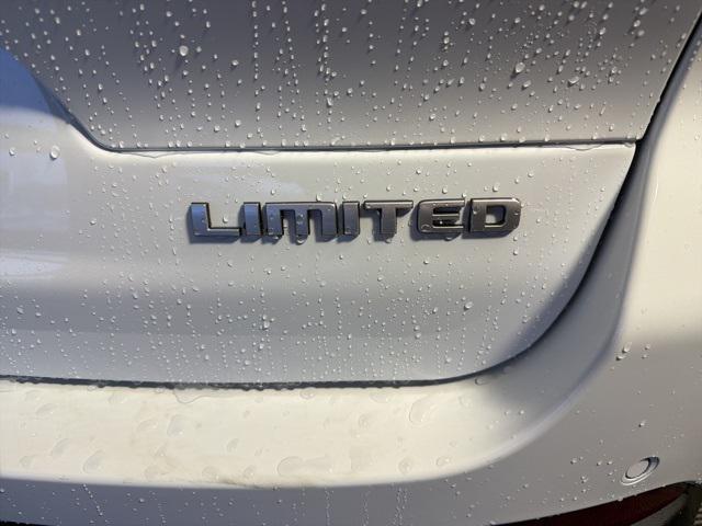 new 2025 Jeep Grand Cherokee car, priced at $47,279