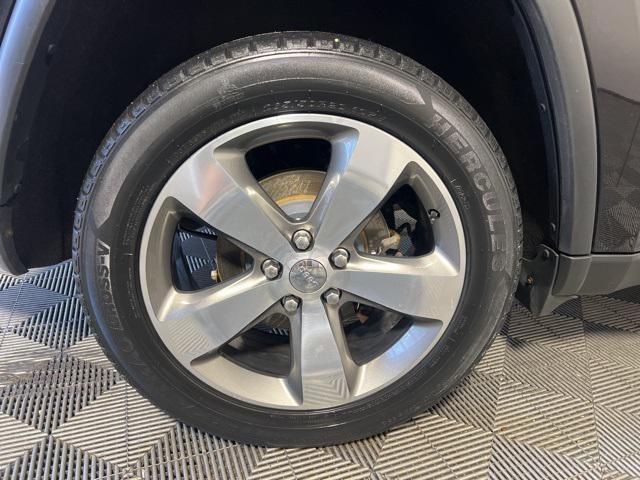 used 2016 Jeep Grand Cherokee car, priced at $10,494