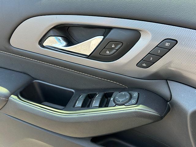 used 2020 Chevrolet Traverse car, priced at $28,995