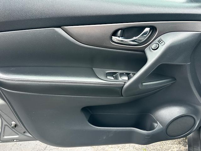 used 2016 Nissan Rogue car, priced at $11,995