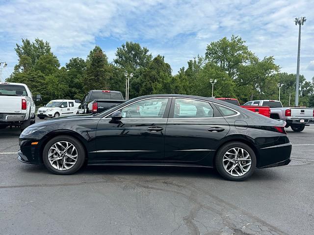 used 2022 Hyundai Sonata car, priced at $24,995