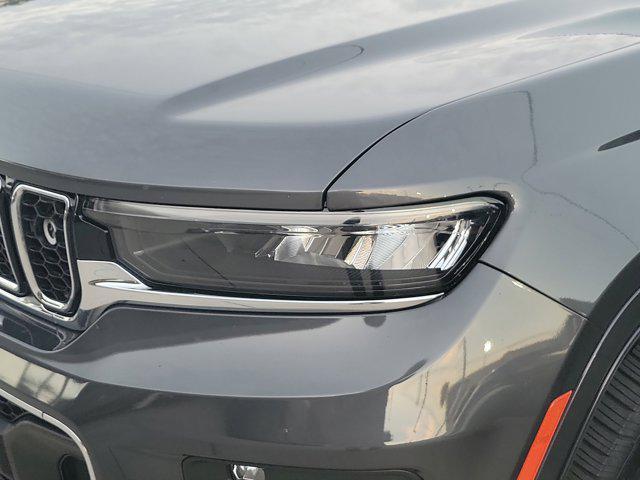 used 2022 Jeep Grand Cherokee car, priced at $29,995