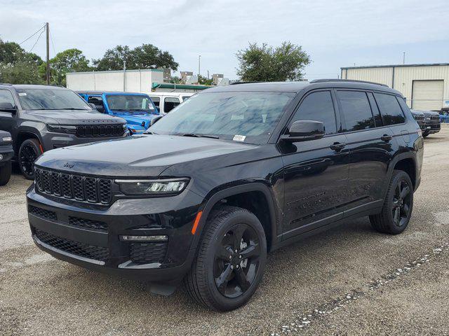 new 2024 Jeep Grand Cherokee L car, priced at $43,676