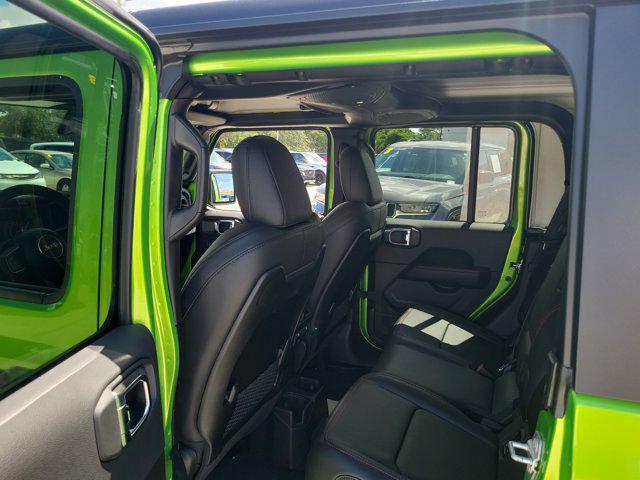 new 2025 Jeep Gladiator car, priced at $47,276