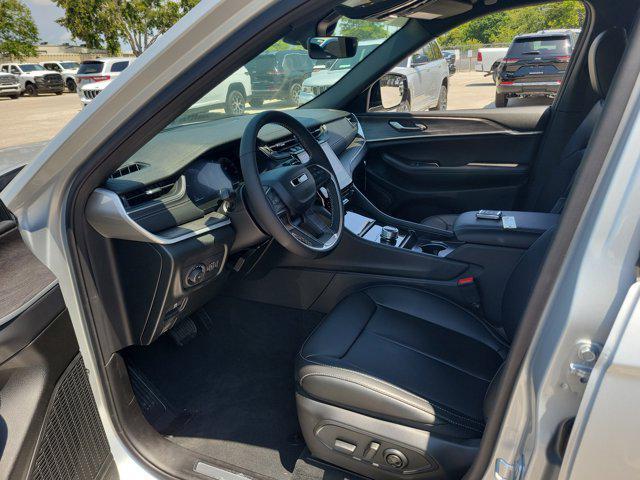 new 2025 Jeep Grand Cherokee L car, priced at $40,879