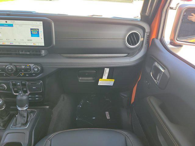 new 2025 Jeep Gladiator car, priced at $45,288