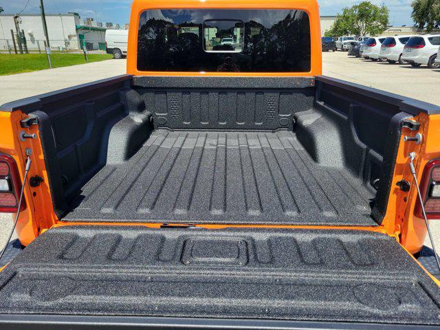 new 2025 Jeep Gladiator car, priced at $45,288
