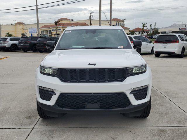 new 2025 Jeep Grand Cherokee car, priced at $43,190