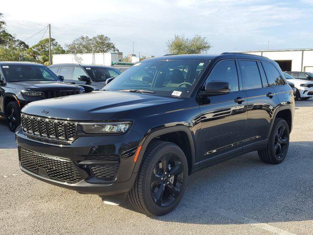 new 2025 Jeep Grand Cherokee car, priced at $40,633